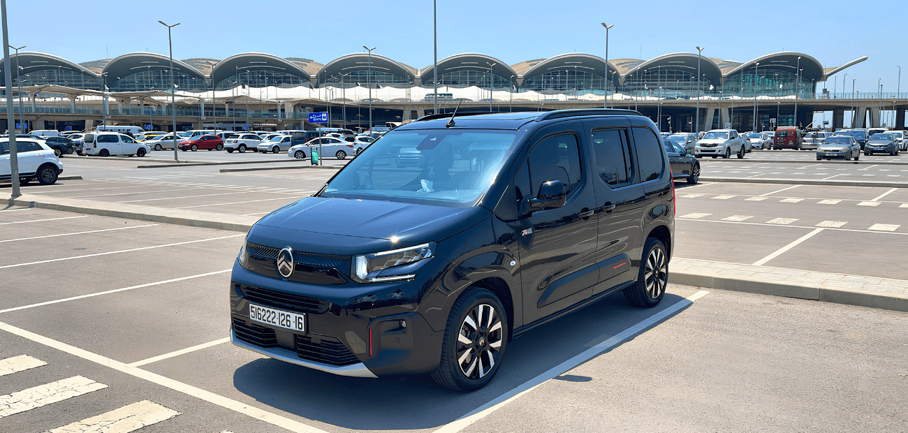 CITROEN BERLINGO MULTISPACE FRONT RIGHT VIEW