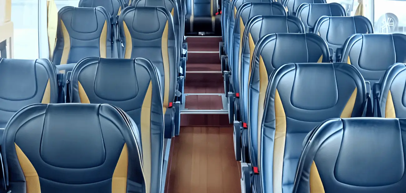 MÁS ALTO 50 ASIENTOS VISTA INTERIOR