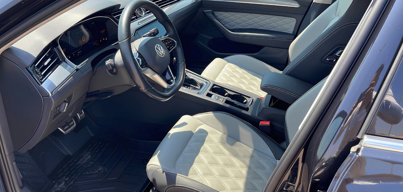 VOLKSWAGEN PASSAT FRONT SEATS